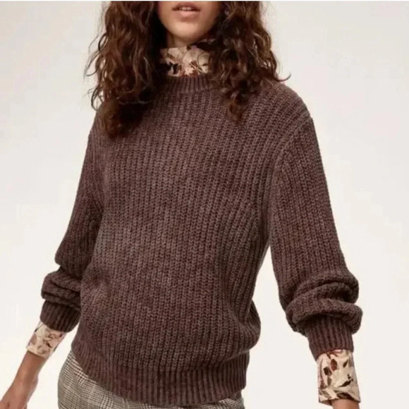 Aritzia Sweaters - Aritzia Wilfred essential  chenille sweater size medium brown relaxed crewneck